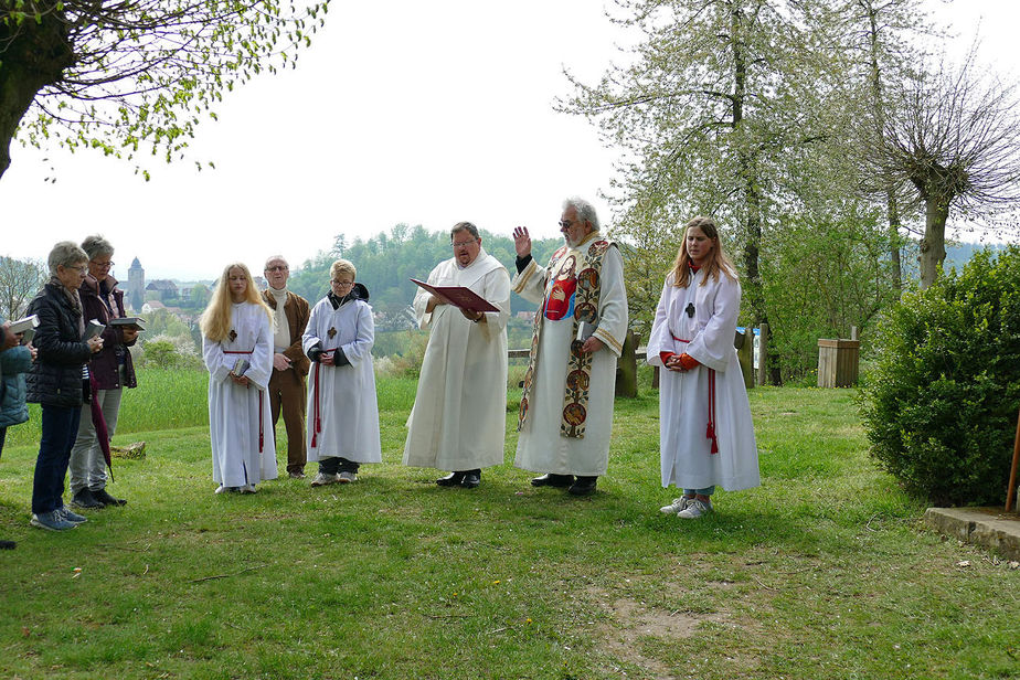 Bittprozession an der Weingartenkapelle